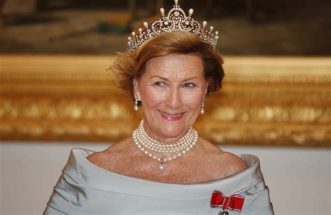 dronning sonja ung